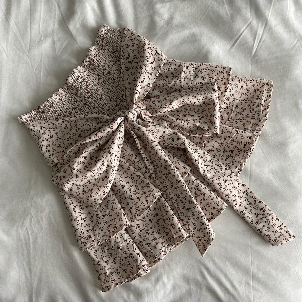 Ditsy Floral Shirred Tie Front Skirt